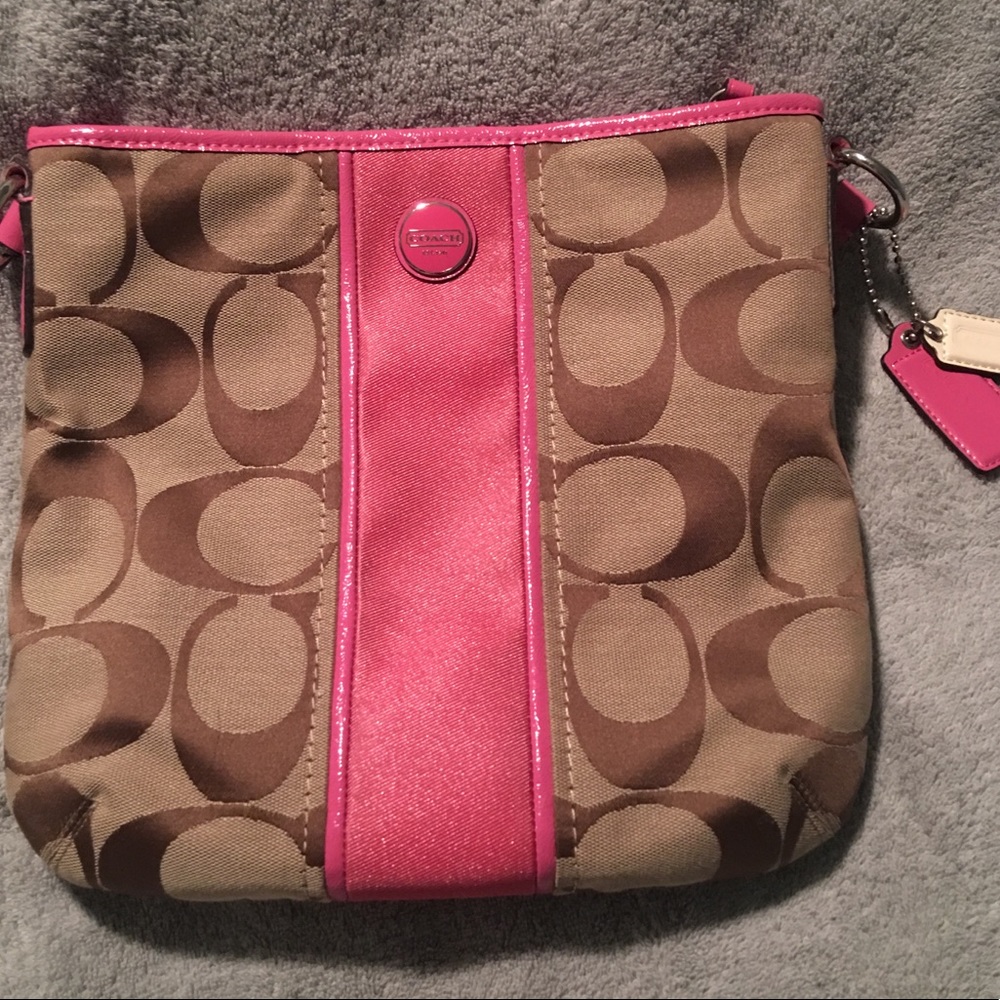 Coach crossbody - Picture 1 of 8